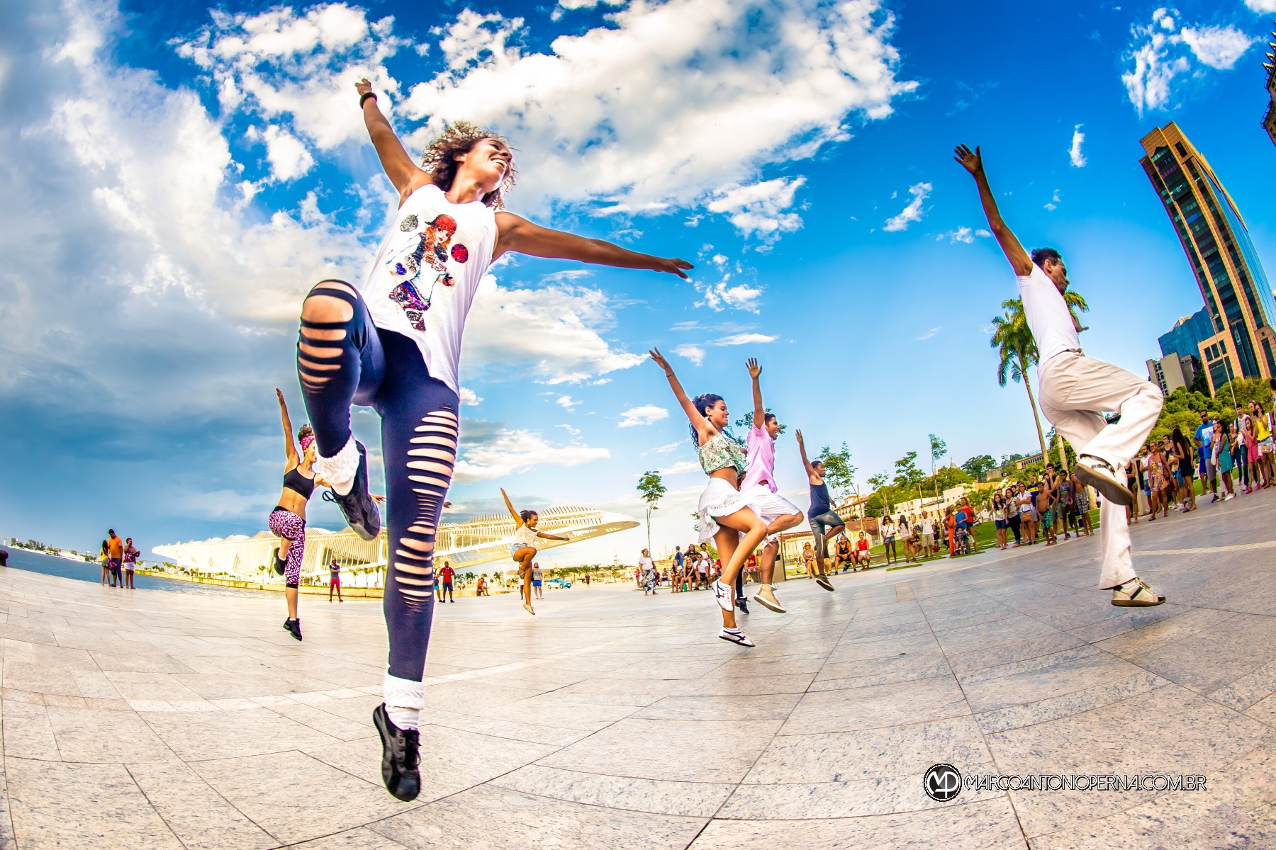 Flashmob da Cia Aérea de Dança no Museu do Amanhã - 20160227