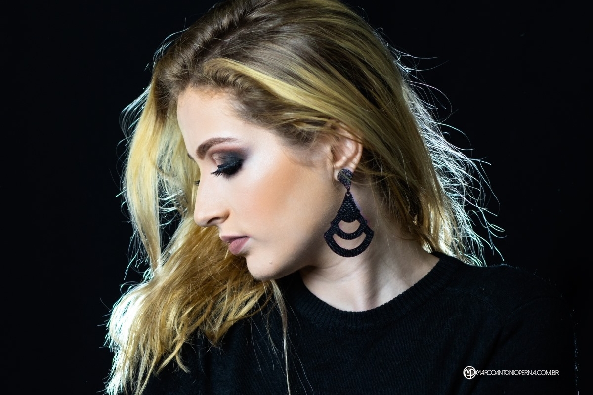Karen Leal - MU: Brenda Sousa